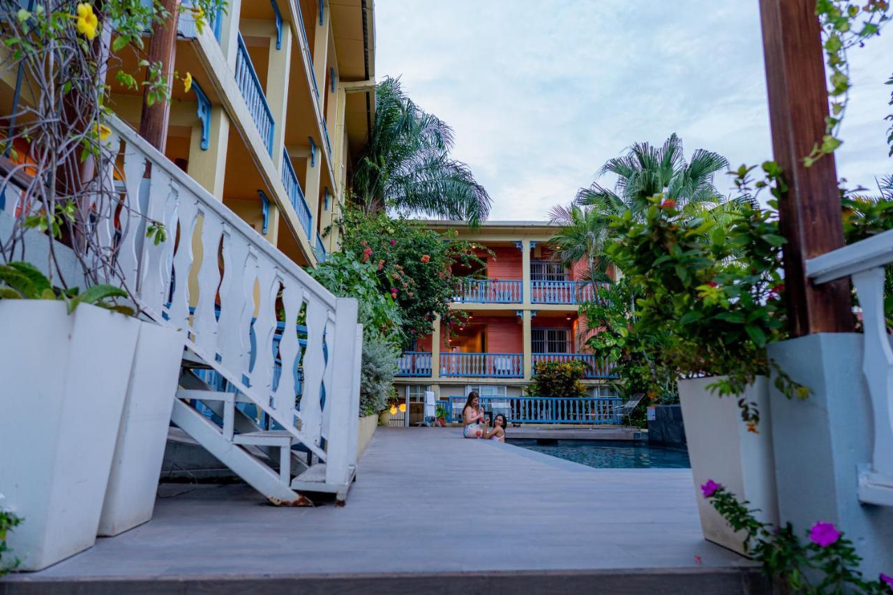 Hotel Casona De La Isla فلوريس المظهر الخارجي الصورة