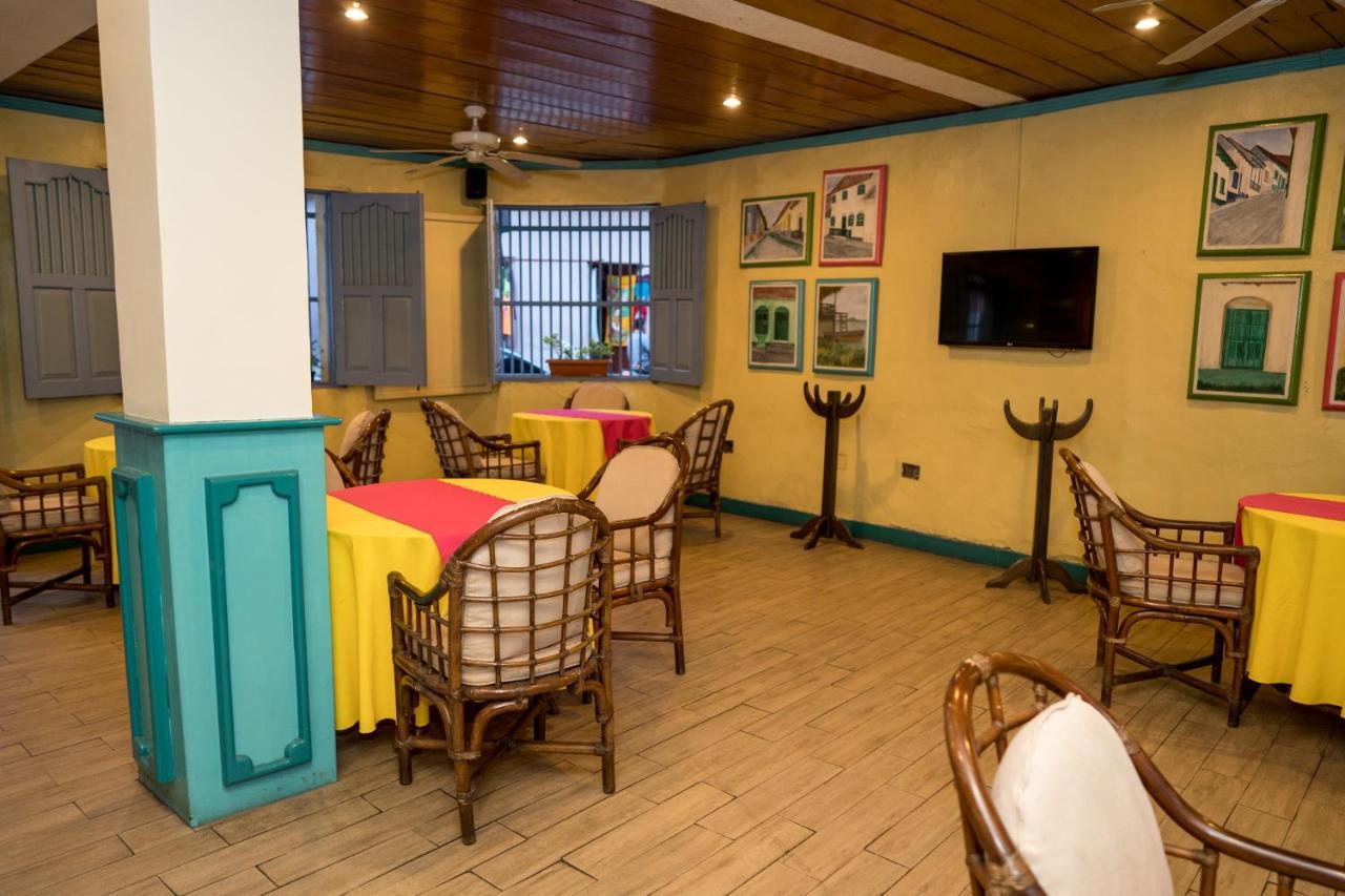 Hotel Casona De La Isla فلوريس المظهر الخارجي الصورة